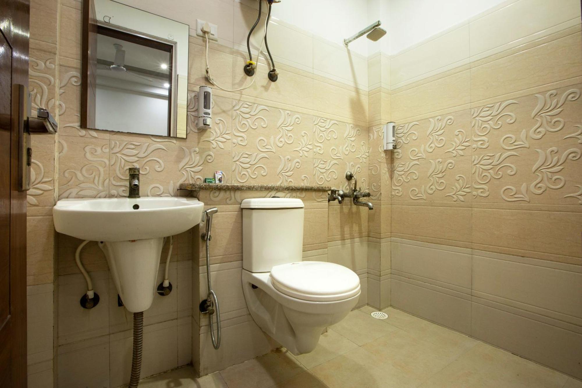 Hotel Ginger Palace - Corporate Hotel Noida Sector 62 المظهر الخارجي الصورة