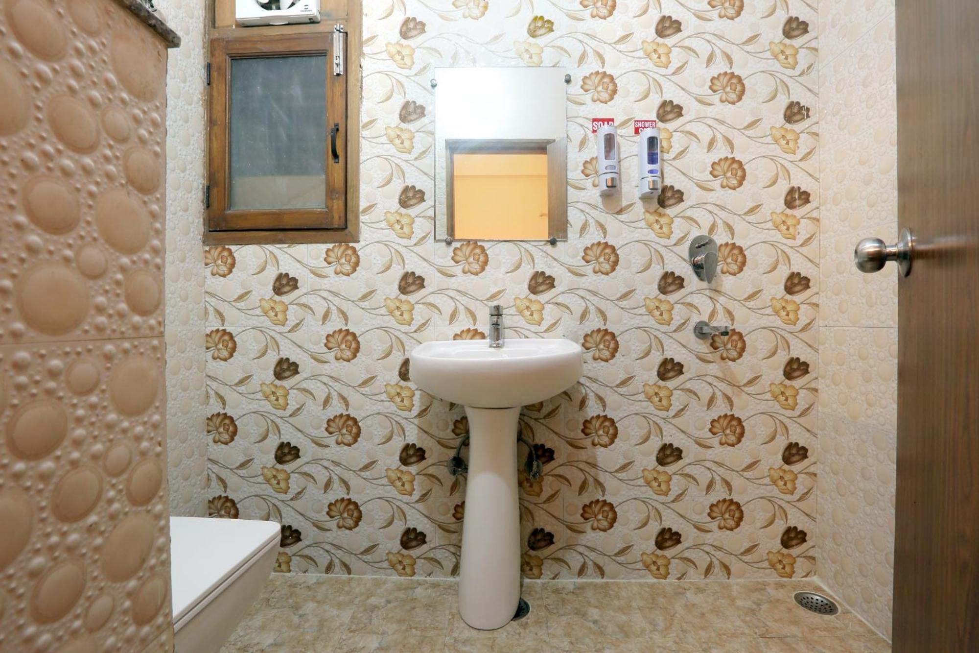 Hotel Ginger Palace - Corporate Hotel Noida Sector 62 المظهر الخارجي الصورة