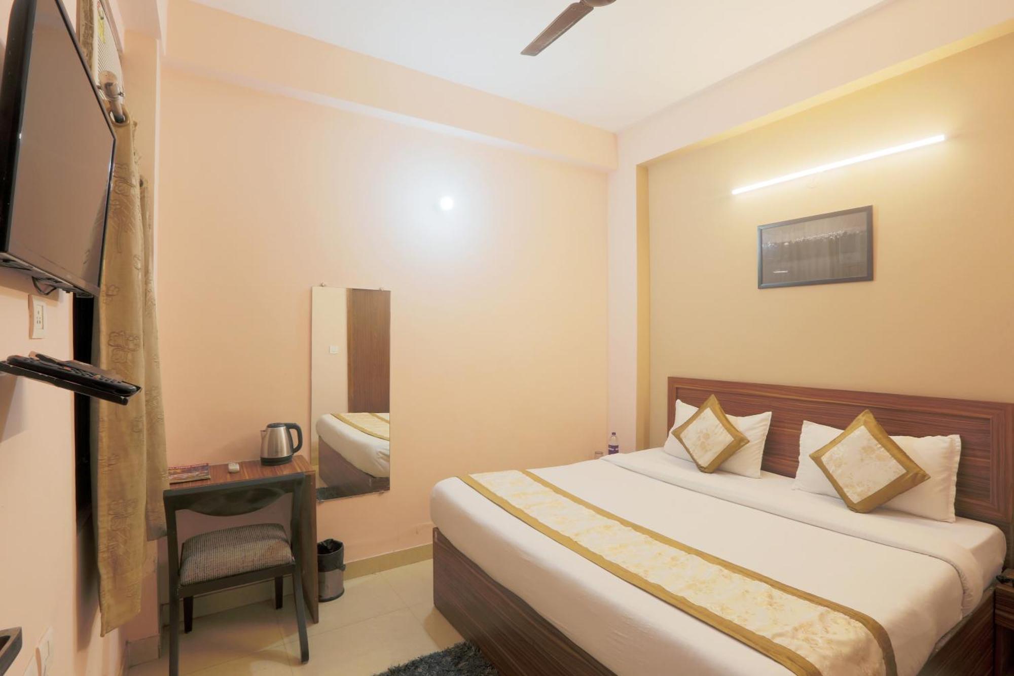 Hotel Ginger Palace - Corporate Hotel Noida Sector 62 المظهر الخارجي الصورة