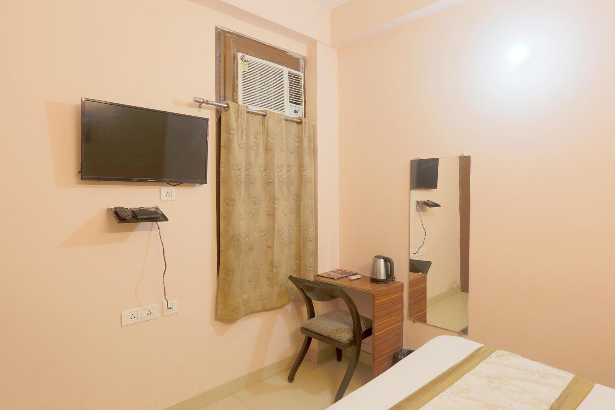 Hotel Ginger Palace - Corporate Hotel Noida Sector 62 المظهر الخارجي الصورة